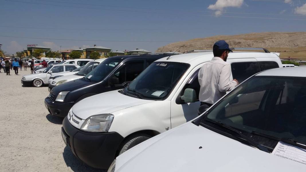 Bakan çok ama alan yok! Piyasa 3-4 ay öncesine göre daha da düştü ve düşmeye devam ediyor 5